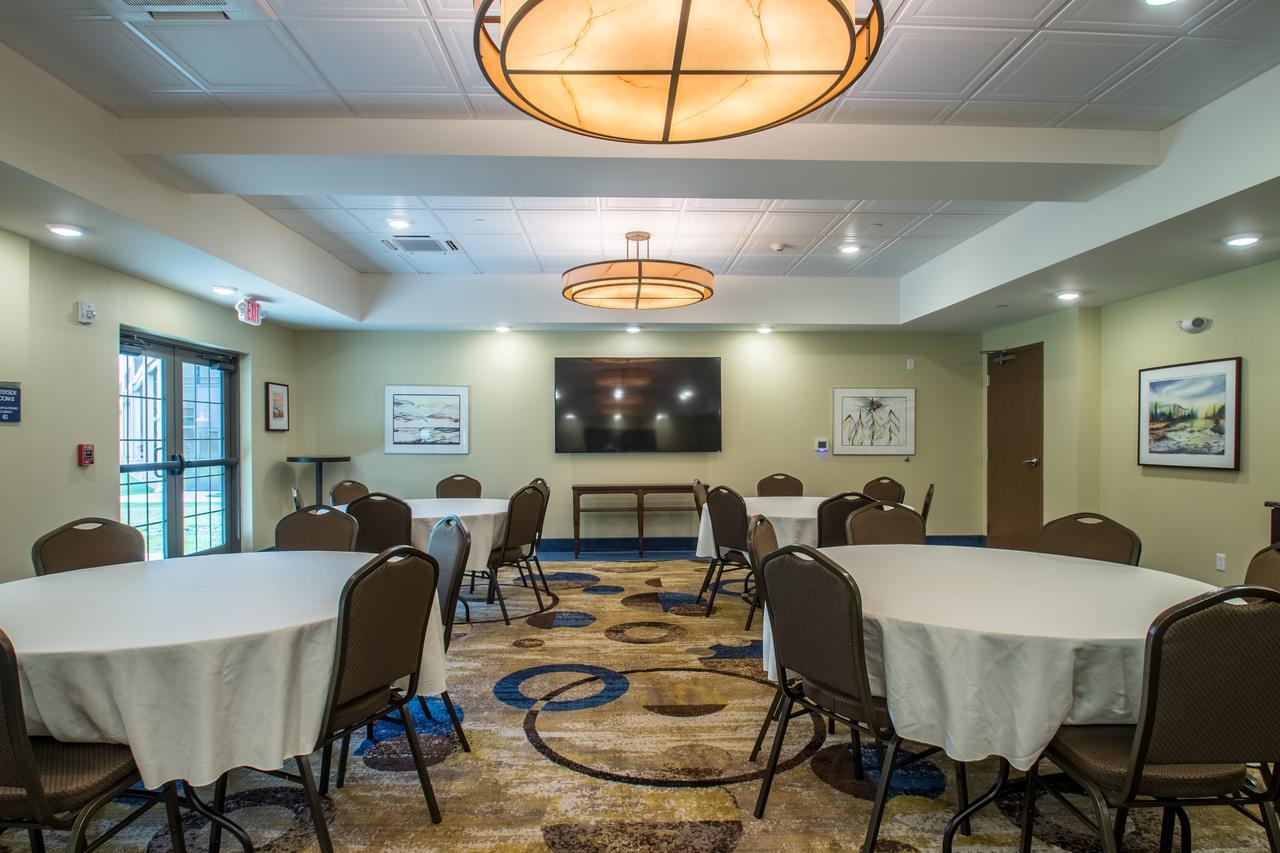 Cobblestone Inn & Suites - St Marys St. Marys Экстерьер фото