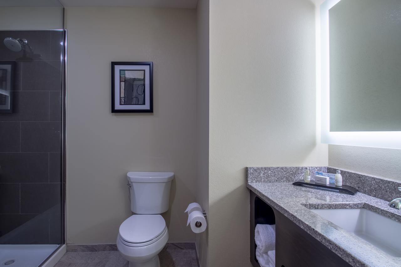 Cobblestone Inn & Suites - St Marys St. Marys Экстерьер фото