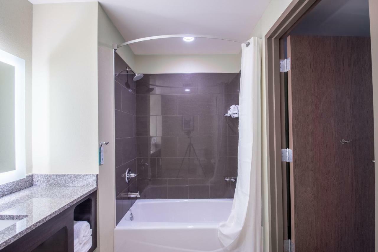 Cobblestone Inn & Suites - St Marys St. Marys Экстерьер фото